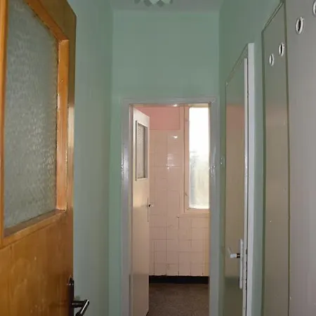 Апартамент Юлия Apartment Warna
